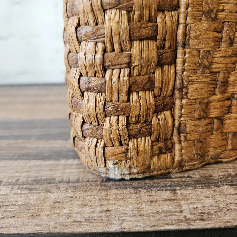 Vintage Fossil Island Palm Print Woven Rattan Wood Handle Handbag